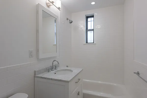 Rented by Thor Equities | media 29