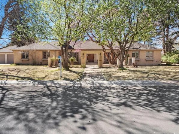 2401 Brookwood Dr, Fort Collins, CO 80525