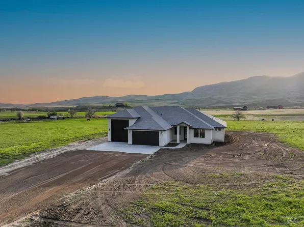 8855 Kirkpatrick Rd, Sweet, ID 83670