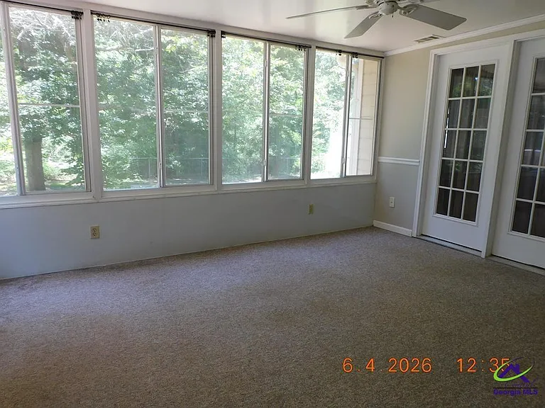 112 Charleston Ct — Photo 21