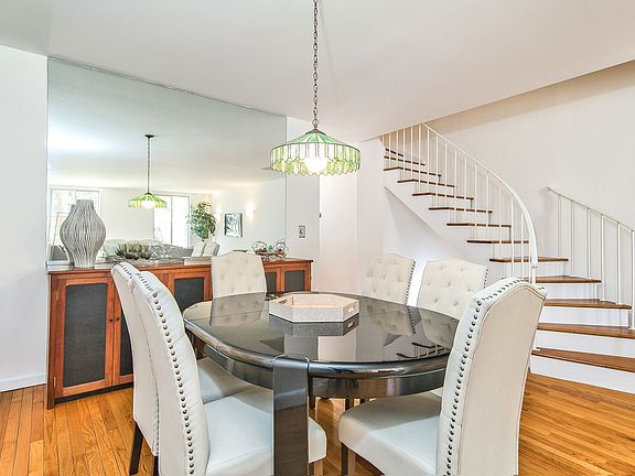 20 Milton Rd - Apt L6 (008 OF 21) .JPG