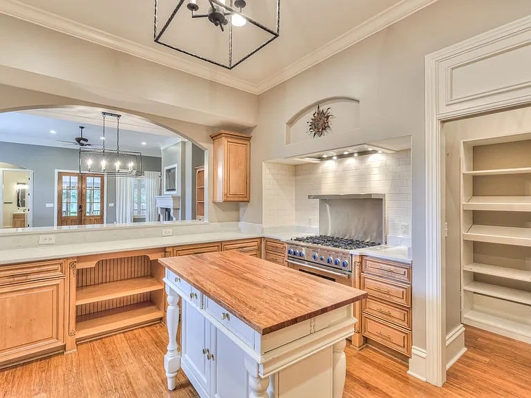 4100A Oriole Pl — Photo 11