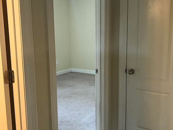5th image of 6805 Dickens Way Dr