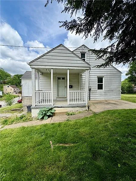 4 bed, 1292 sqft, $2,850 — Photo 2