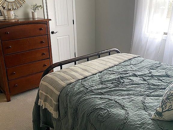 4th image of 7117 Birkshire Dr