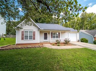 4210 Oakridge Place Dr, Winston Salem, NC 27107