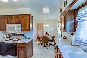 5th image of 507 W Walnut Ave