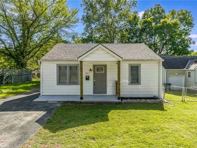 11427 E 27th St S, Independence, MO, 64052