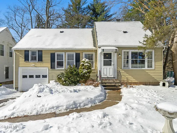 1453 Balltown Road, Schenectady, NY 12309