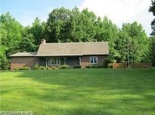 4344 E Holly Grove Rd, Thomasville, NC 27360
