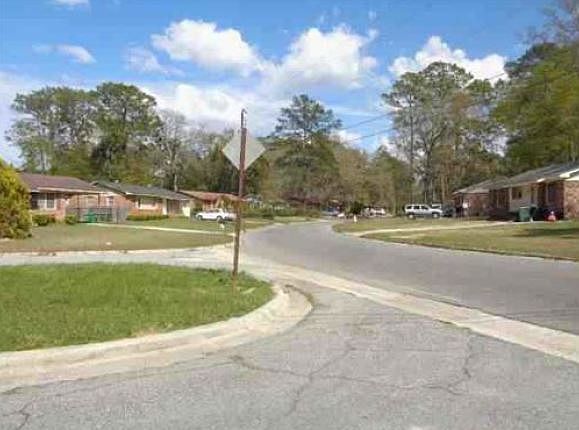 2nd image of 1820 Claudia Cir