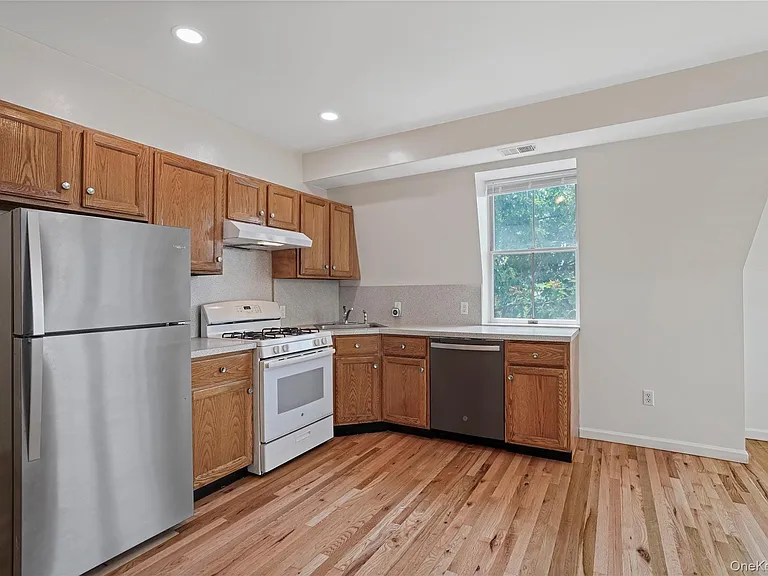 113 Main St #3S — Photo 7