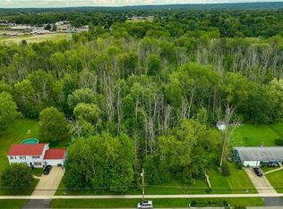 Sunset Dr #34, Hamburg, NY 14075