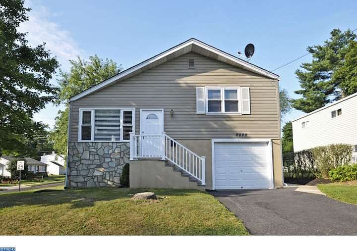 1st image of 2822 Jefferson Ave