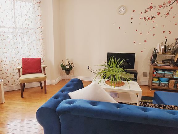 3rd image of 96 Leonard St #4
