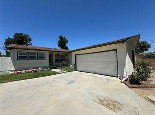 7425 Sylvia Ave, Reseda, CA 91335