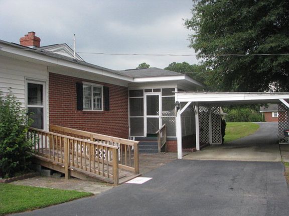 2nd image of 3938 Shenandoah Dr