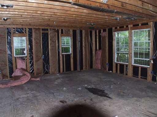 2nd image of 69393 Race Horse Rd