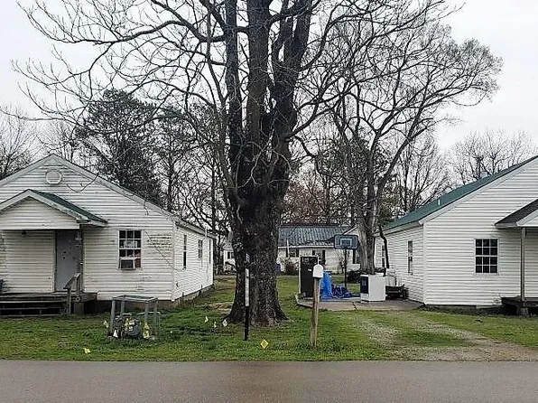 108 SE 1st St, Corning, AR 72422