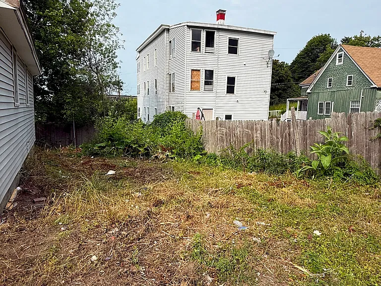 23 Pike St #23 — Photo 12