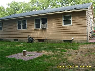 2nd image of 1379 Clovercrest Ave NW