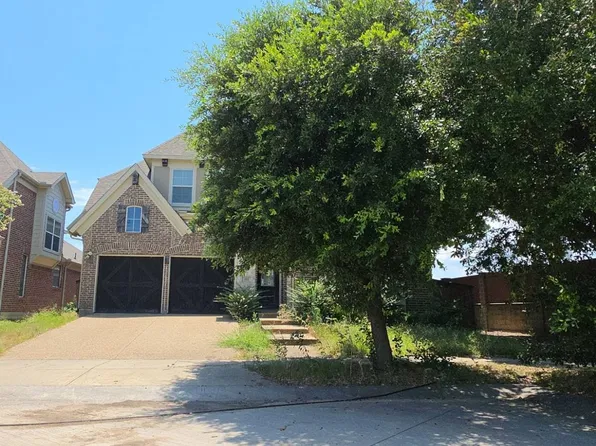 900 Nathanael Greene Ct, Aubrey, TX 76227