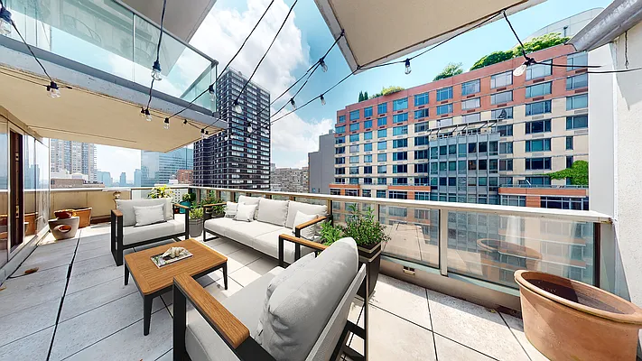 Rented by Bond New York | media 33