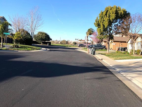 3rd image of 8885 Monterey Oaks Dr