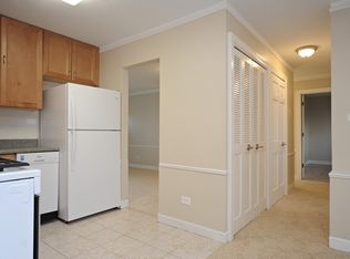 404 Marvin Pl #3801, Wheeling, IL 60090