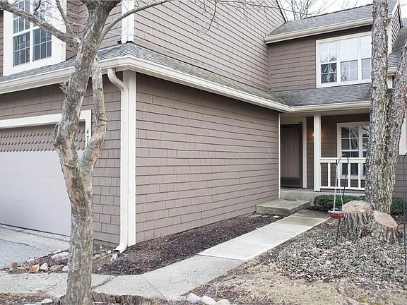 2nd image of 4716 Stansbury Ln