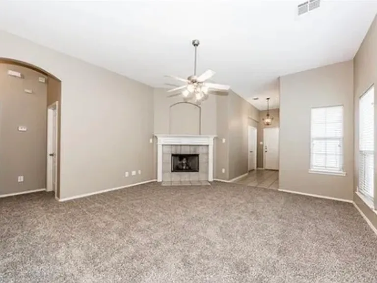 1709 Azalea Dr — Photo 10