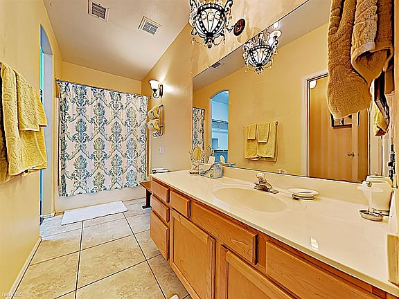 5th image of 440 S Val Vista Dr Unit 22