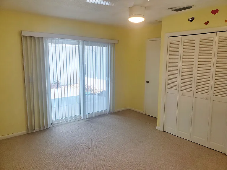 3331 NE Skyline Dr — Photo 17