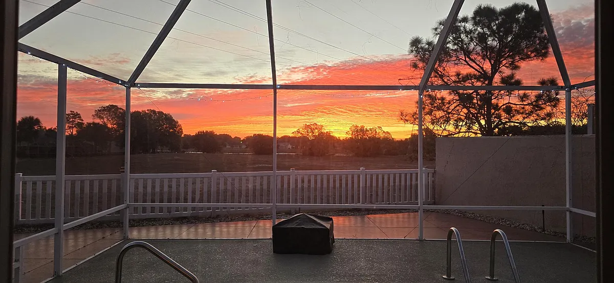 Beautiful Sunrises - 873 Oviedo Rd