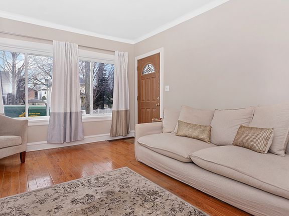 2nd image of 1102 S Taylor Ave