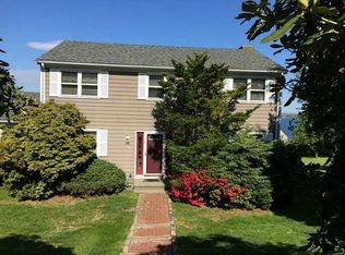 201 Ethel Dr, Portsmouth, RI 02871