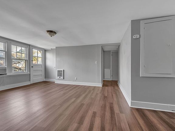 3rd image of 2512 Natchez Trce APT B