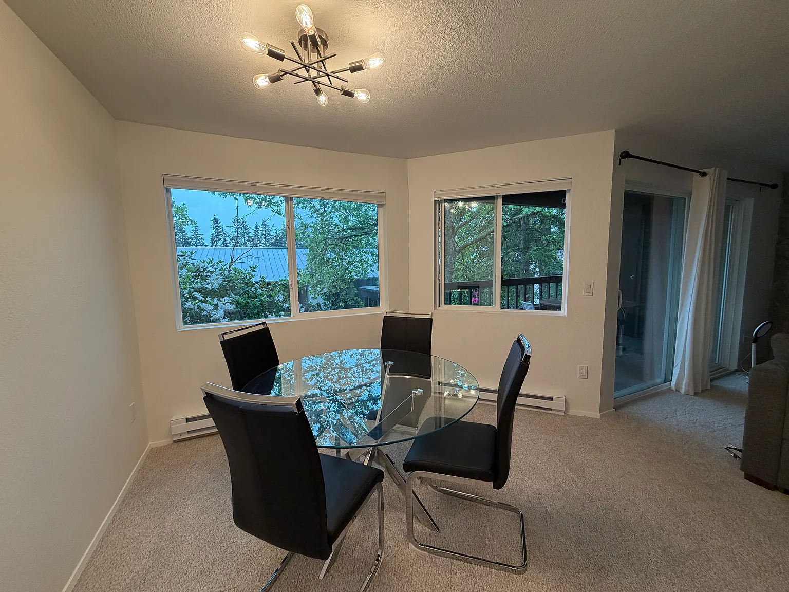 2 bed, 1.5 bath, 857 sqft, $2,600 — Photo 3