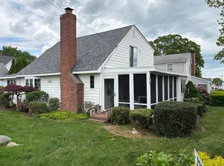(Undisclosed Address), Niantic, CT 06357