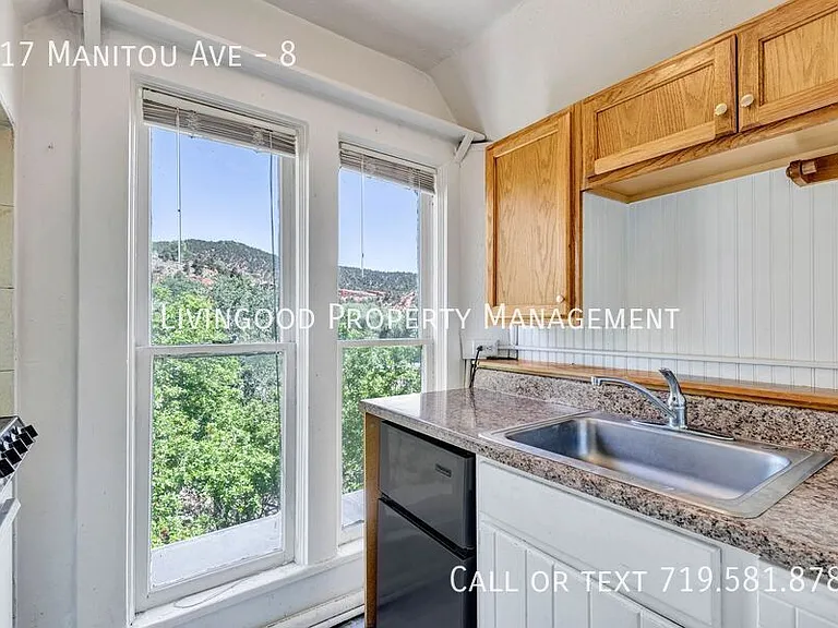 617 Manitou Ave #8 — Photo 3