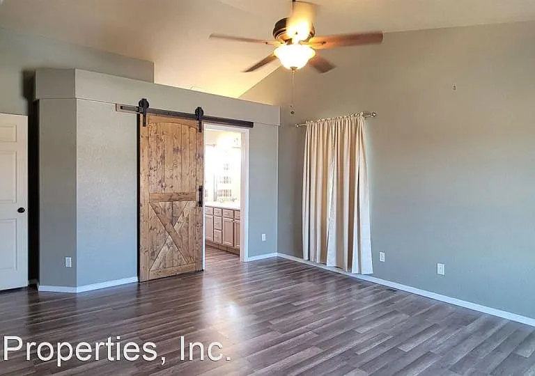 3241 Viero Dr — Photo 8