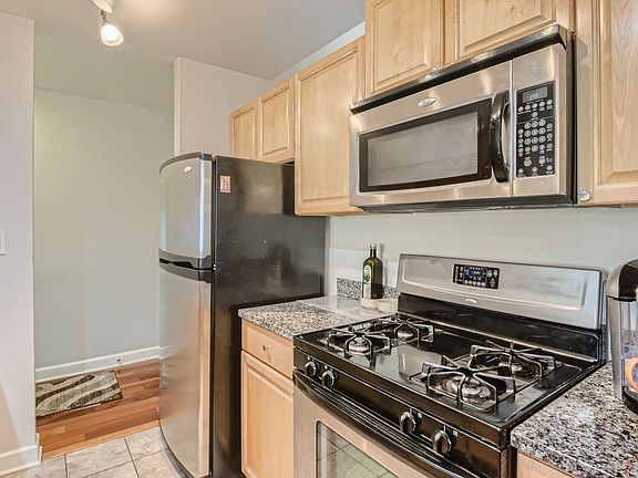4th image of 1931 Prairie Sq APT 331