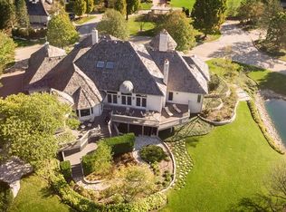 18 Ambriance Dr, Burr Ridge, IL 60527