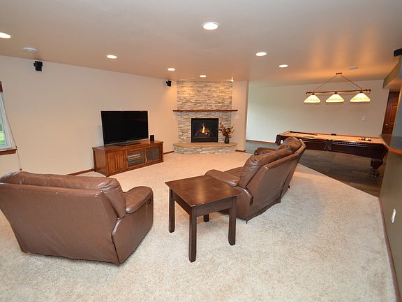 5th image of 481 Thurow Dr