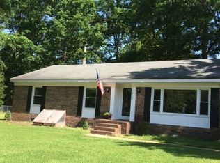 1612 Emberhill Ct, Chesapeake, VA 23321