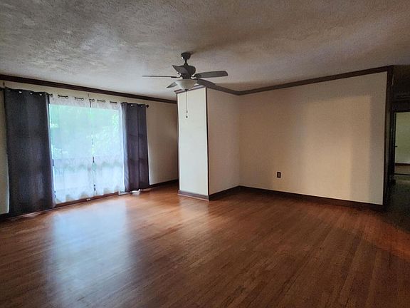 2nd image of 2203 Powderhouse Rd