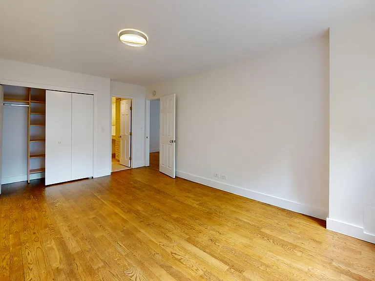 220 E 63rd St #2S — Photo 11