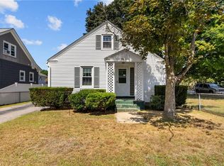 112 Oakton St, Woonsocket, RI 02895