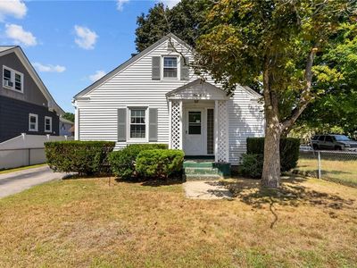 112 Oakton St, Woonsocket, RI, 02895