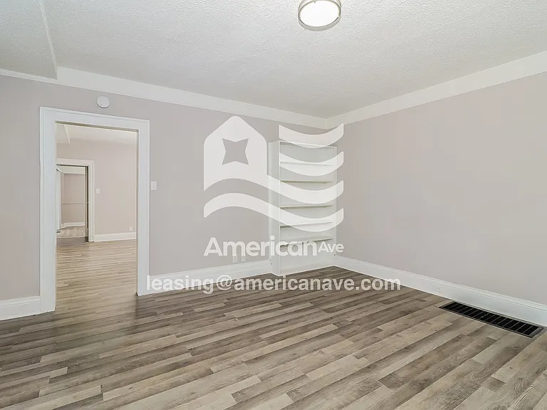 1062646_003_wm_-_living_room_13241246.jpg